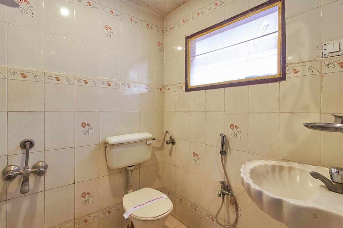 Hotel Sri Sai Krupa Хидерабад Екстериор снимка
